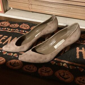 Paloma leather pumps -Size 8 1/2